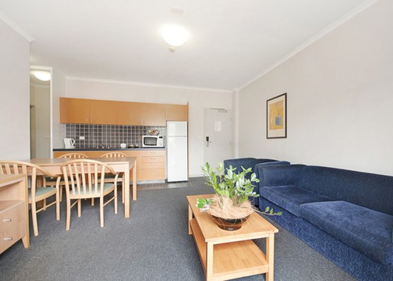 Hotel Woden by null
