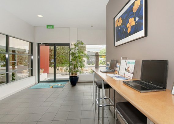 Hotel Woden by null