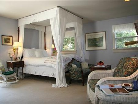 Inn At Occidental by null