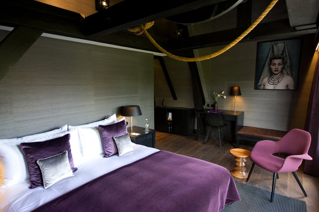 Canal House by null