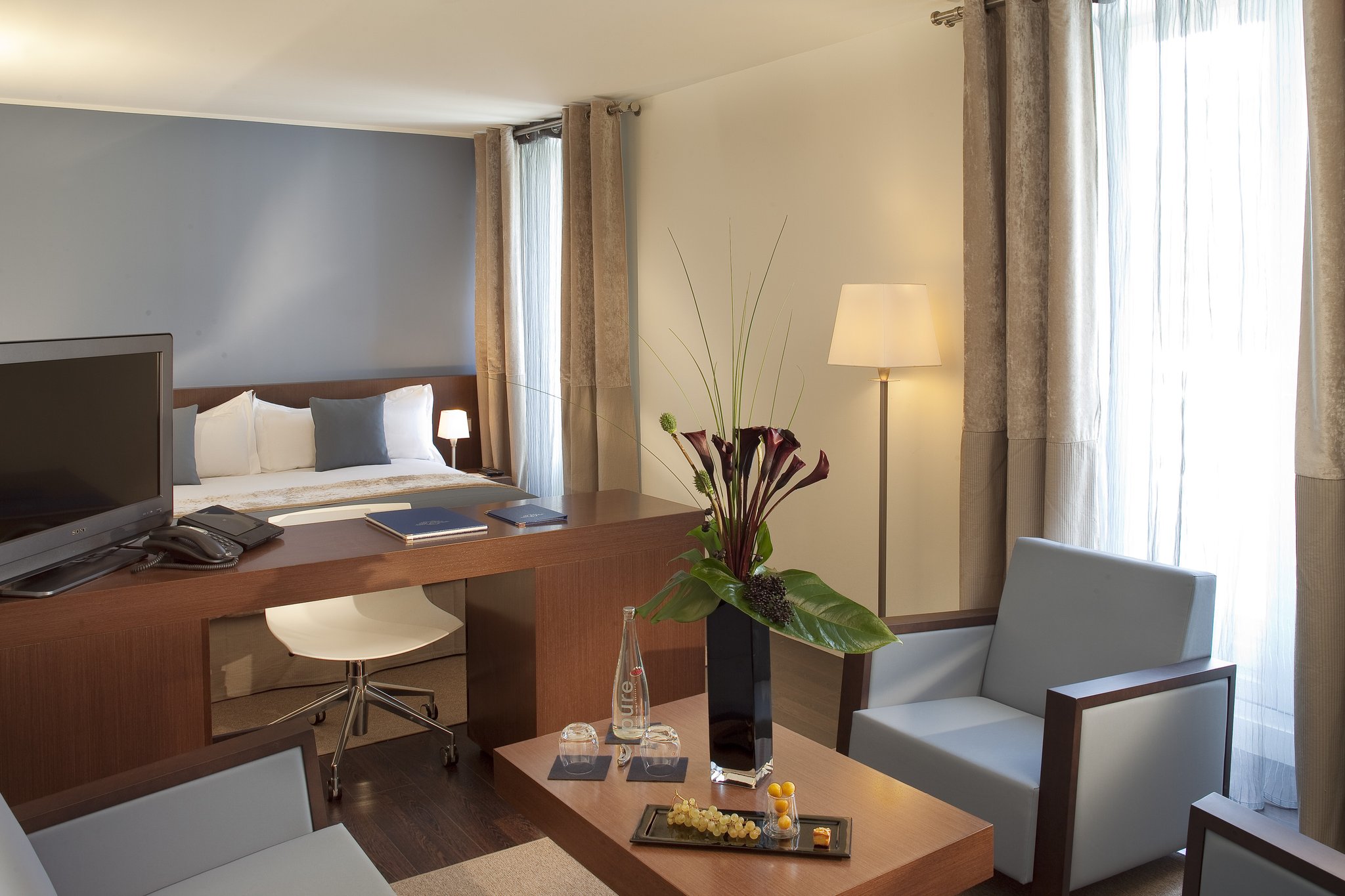 Les Pléiades Hôtel-Spa-Restaurant by null