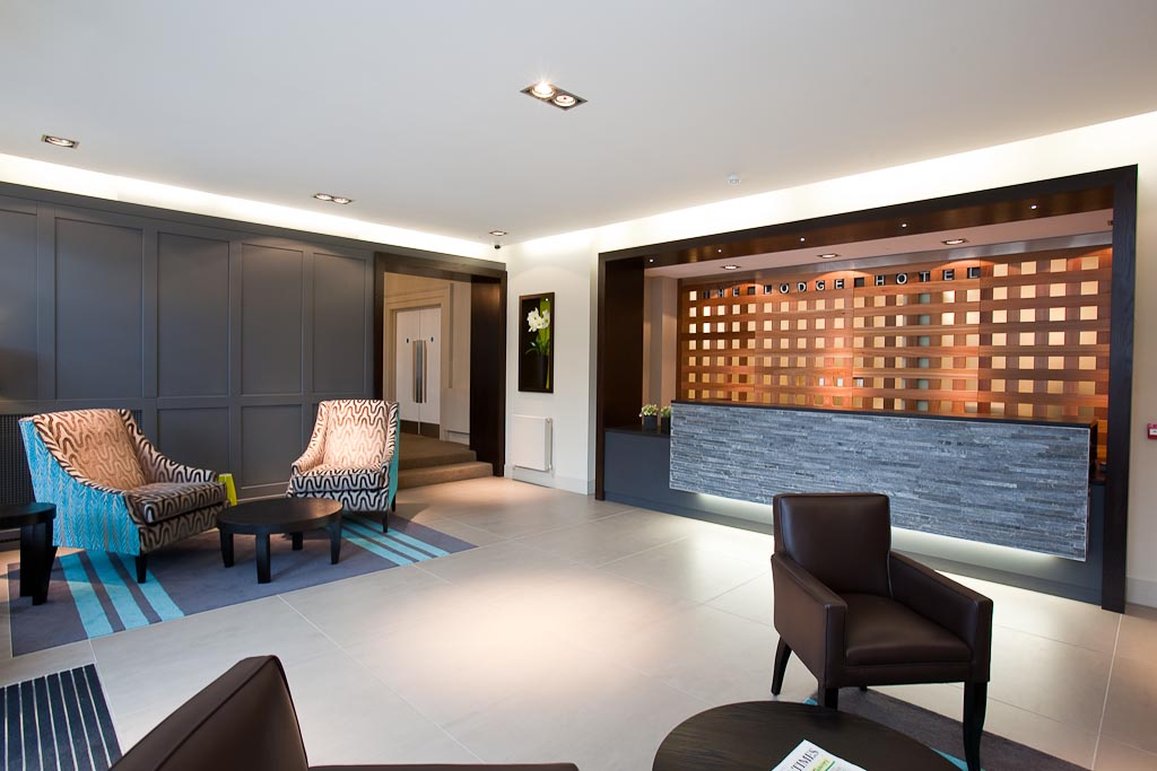 The Lodge Hotel Putney by null