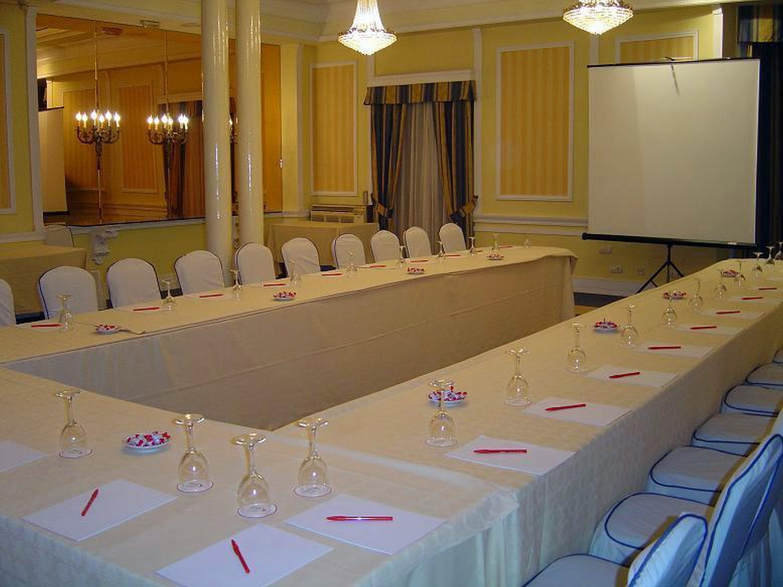 Hotel One Shot Reina Victoria by null