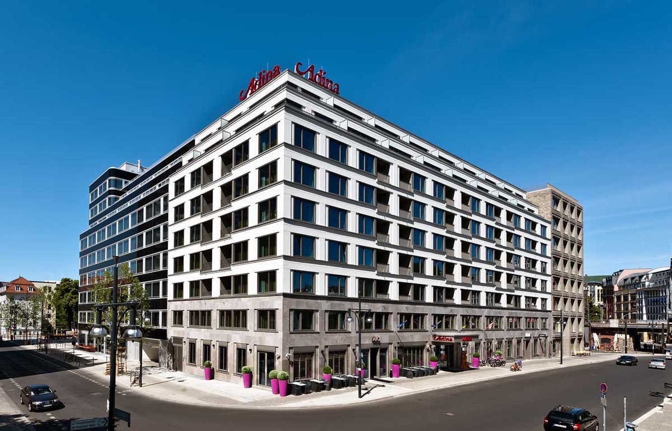 Adina Apartment Hotel Berlin Hackescher Markt photo 3