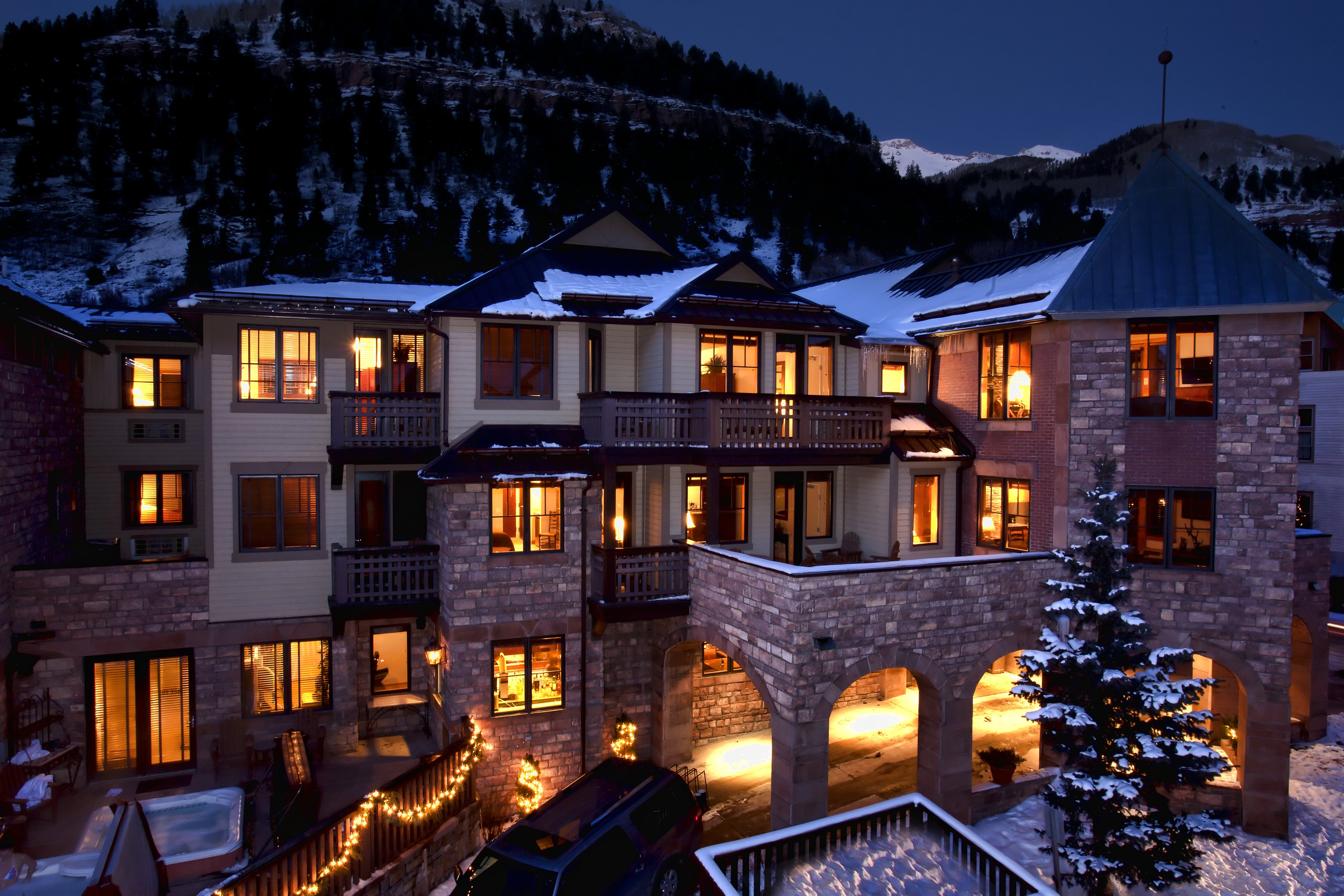 The Hotel Telluride by null