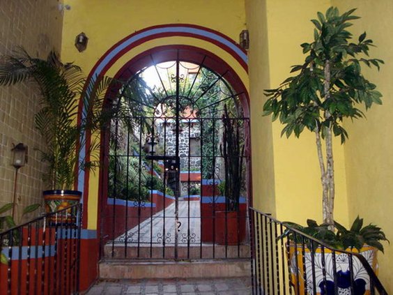 Hacienda de las Flores by null