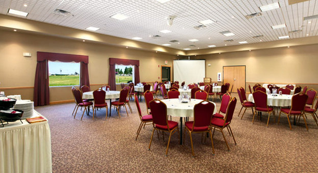 Fossil Creek Hotel & Suites/Conference Center I-70 by null