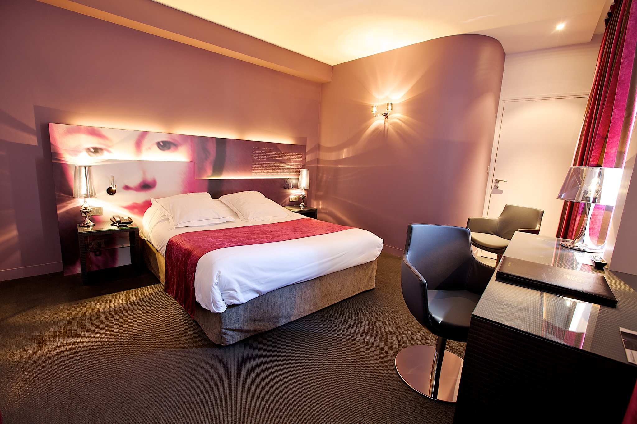 Hostellerie du Chapeau Rouge by null