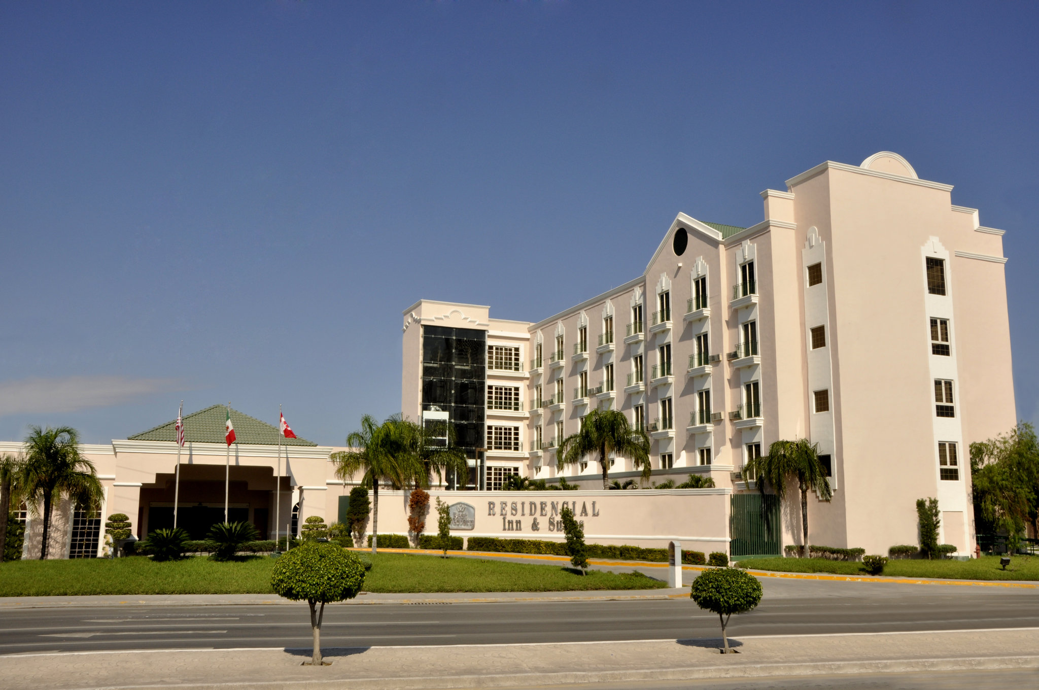 Residencial Inn & Suites photo 2
