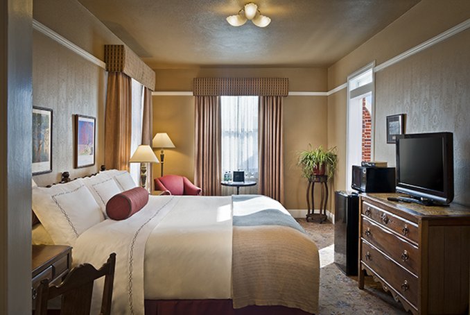 Hassayampa Inn by null