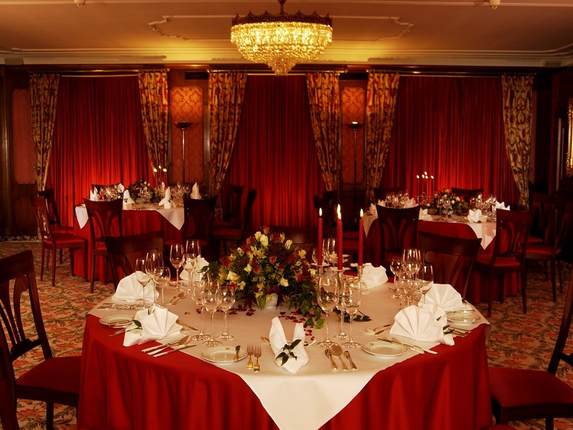 Parkhotel Adler by null