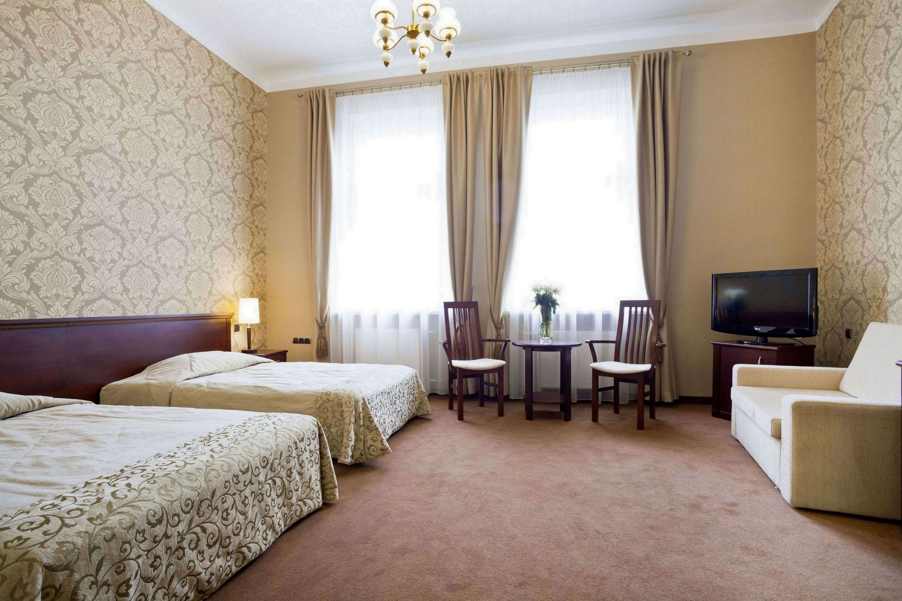 Hotel Royal by null