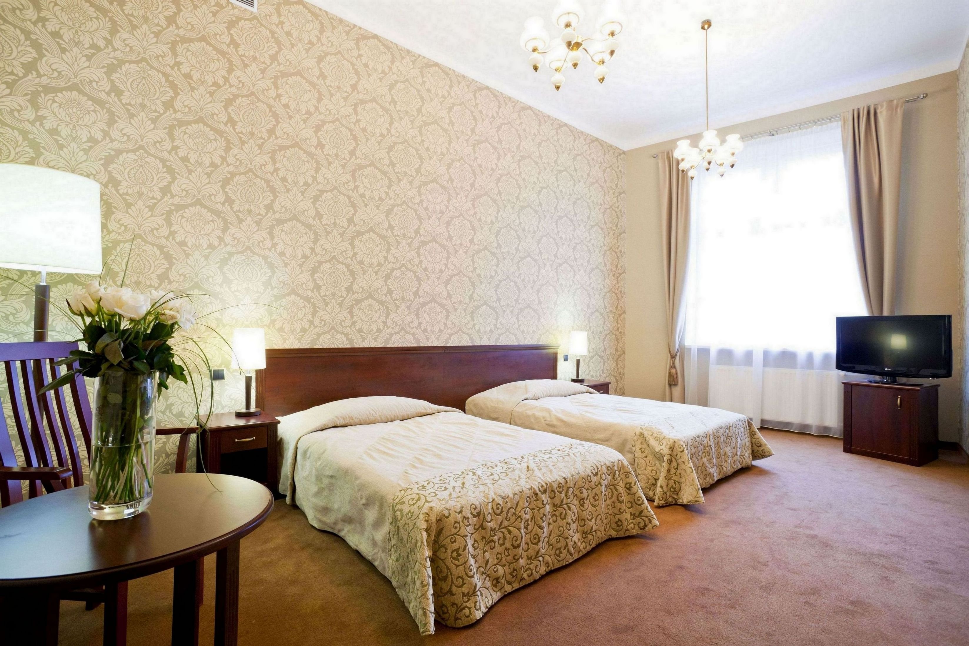Hotel Royal by null