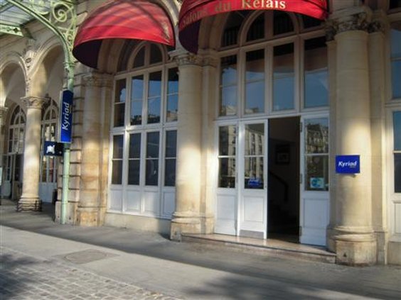 Kyriad Hôtel image