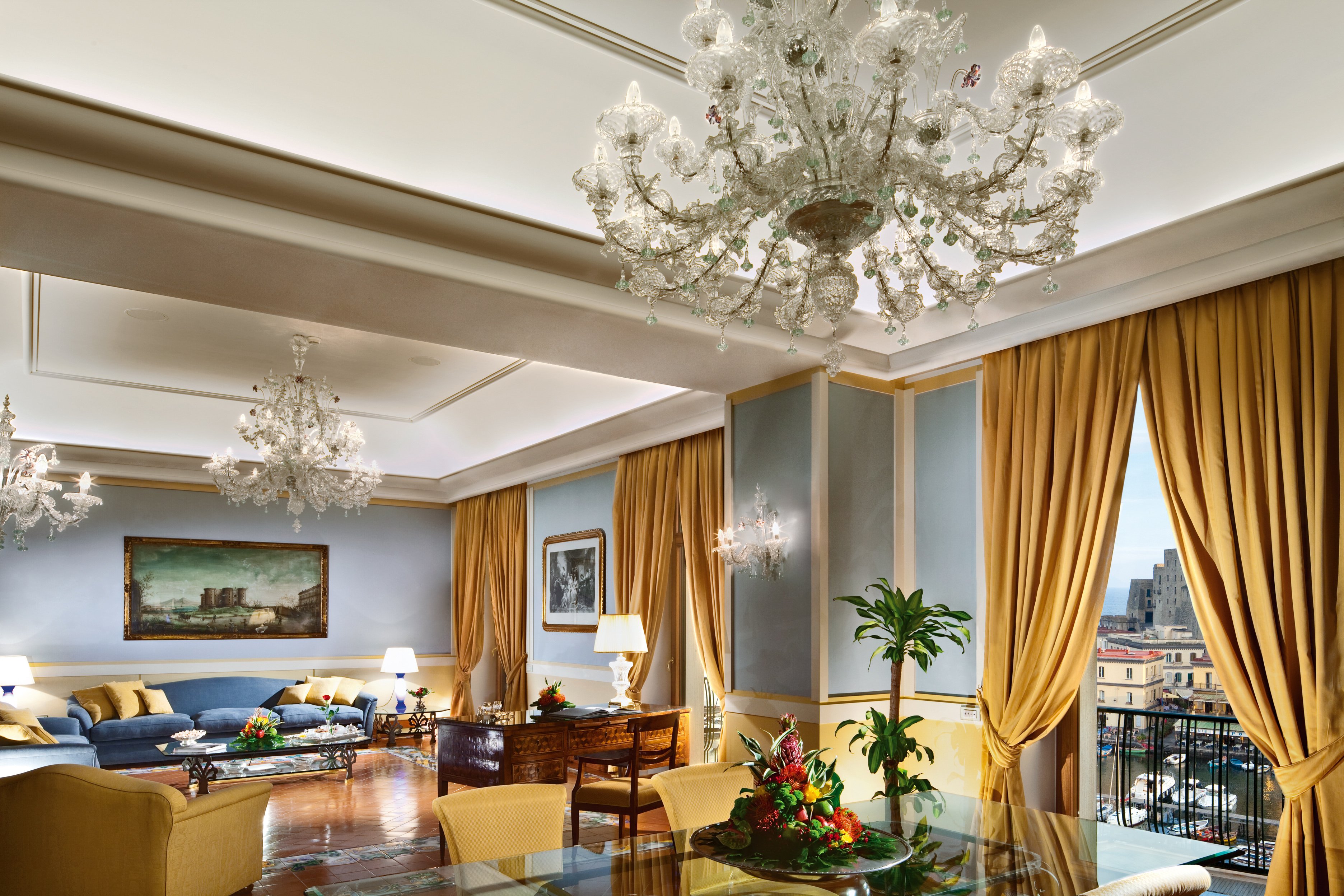 Grand Hotel Vesuvio by null