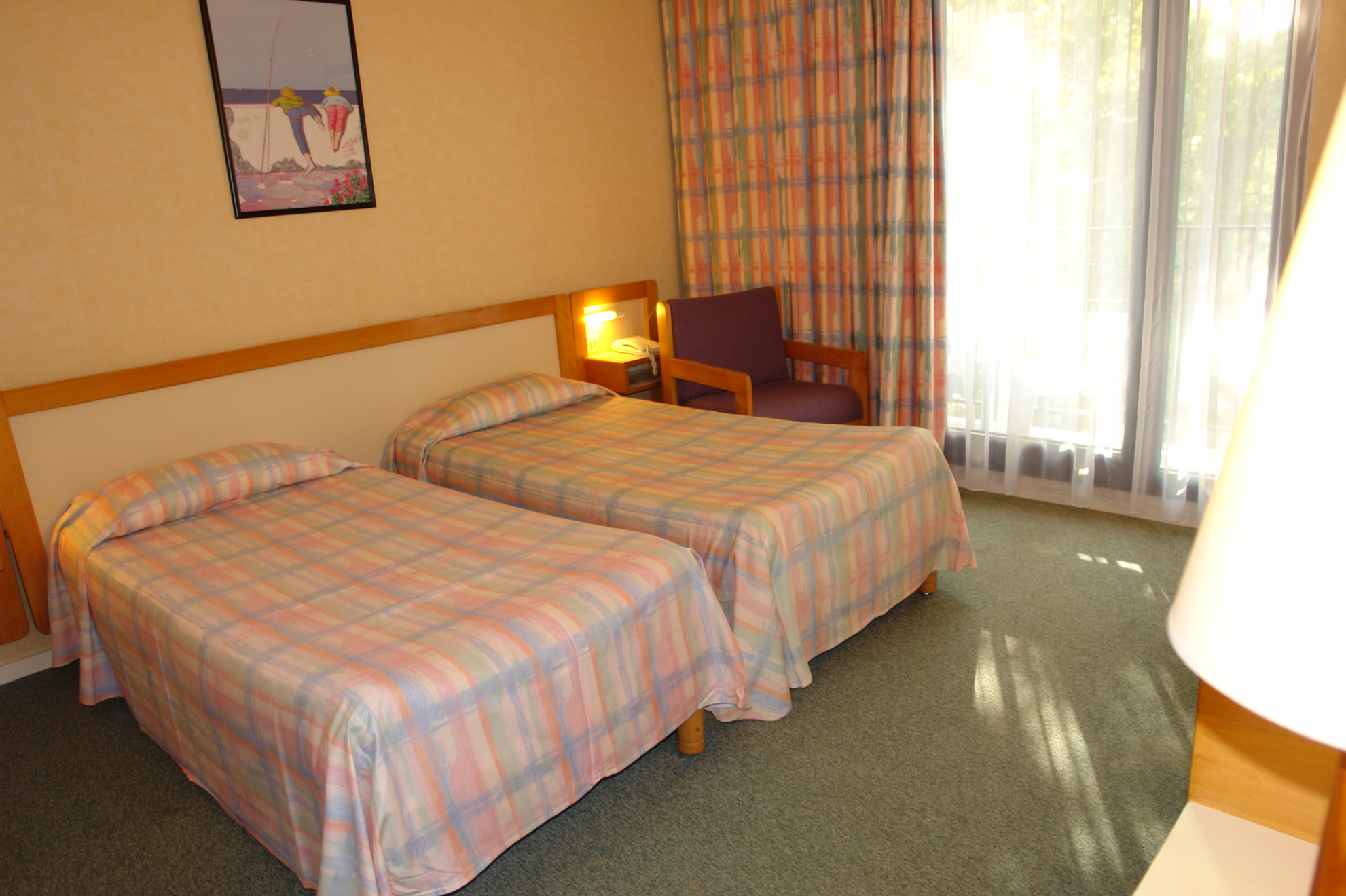 BRIT HOTEL DU LAC by null
