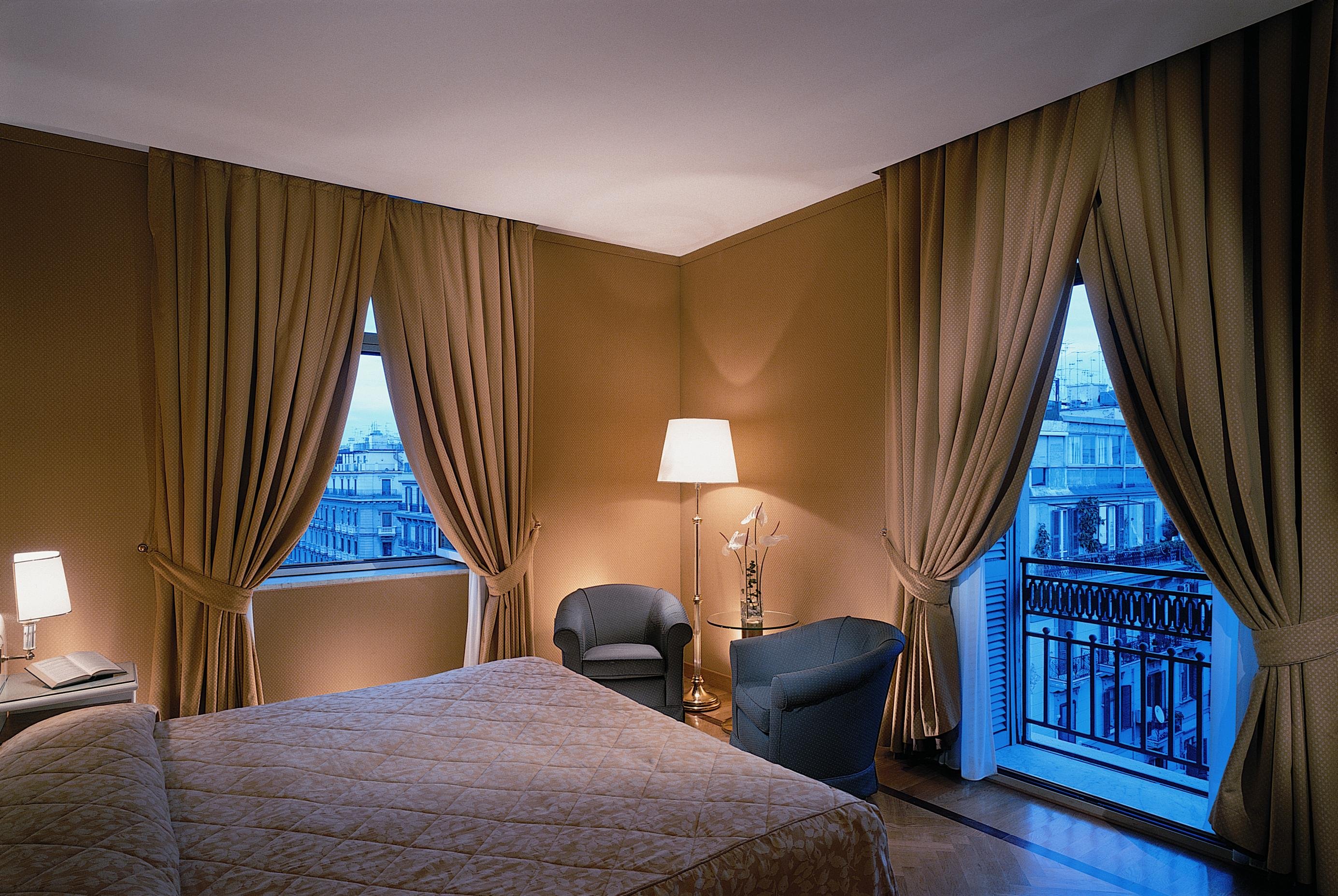 Grand Hotel Vesuvio by null