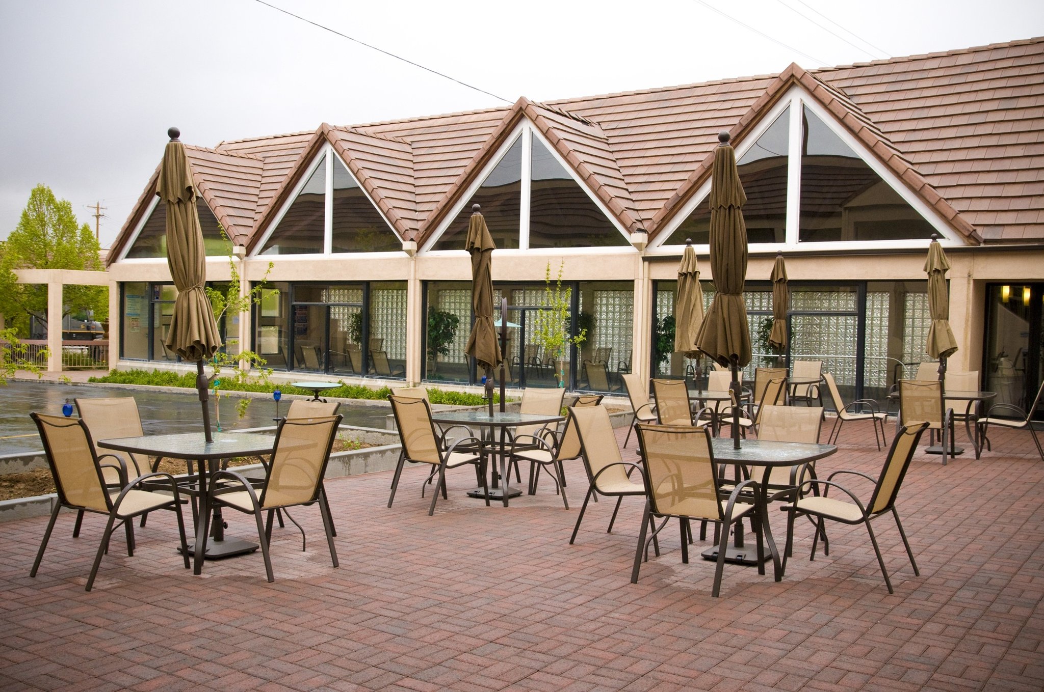 Town & Country Inn by null