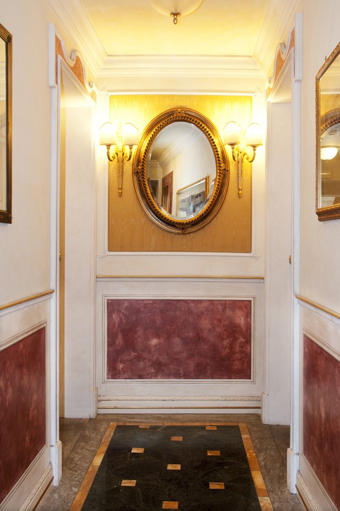 Hotel Petit Palais by null