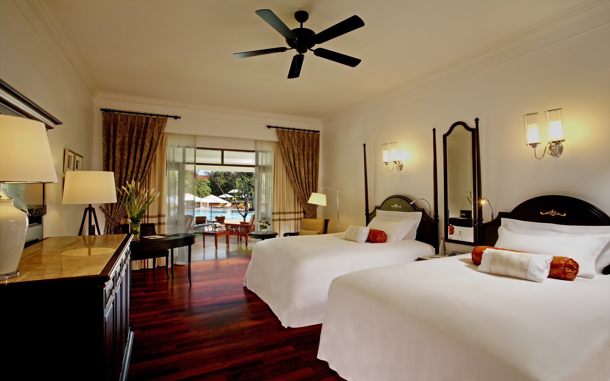 Centara Grand Beach Resort & Villas Hua Hin by null