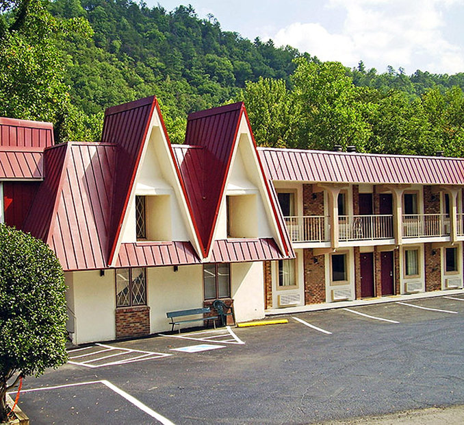 Motel 6 Gatlinburg, TN - Smoky Mountains image