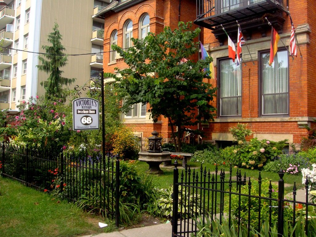 Victoria's Mansion Guest House by null