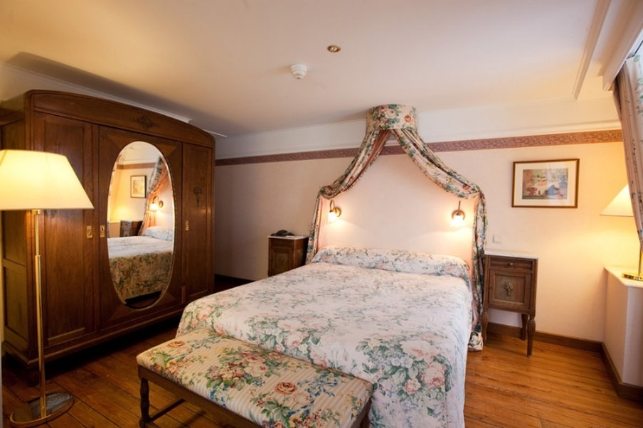 Hotel de la Poste - Relais de Napoleon III Hotel by null