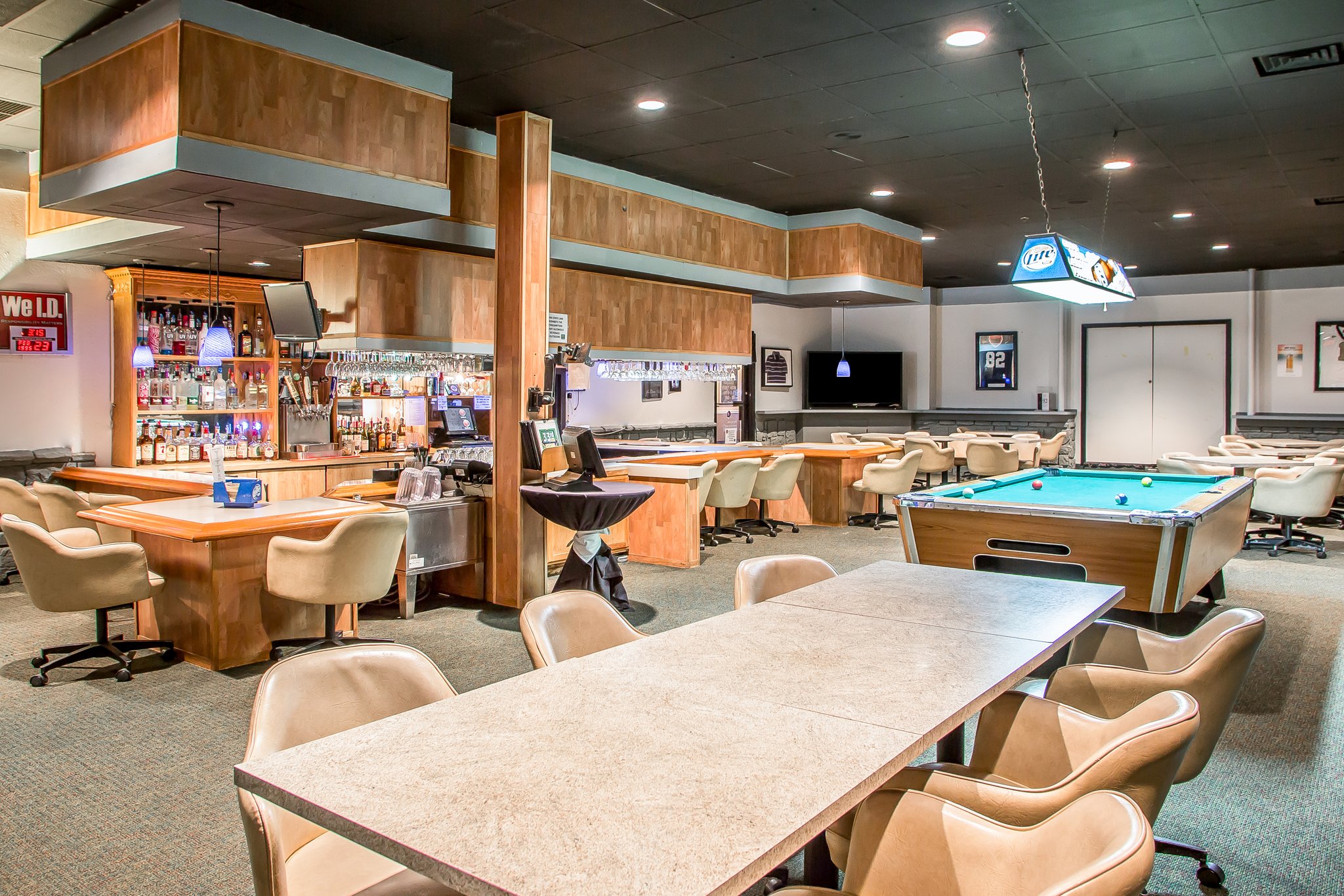 Ramada by Wyndham Cedar Rapids photo 8
