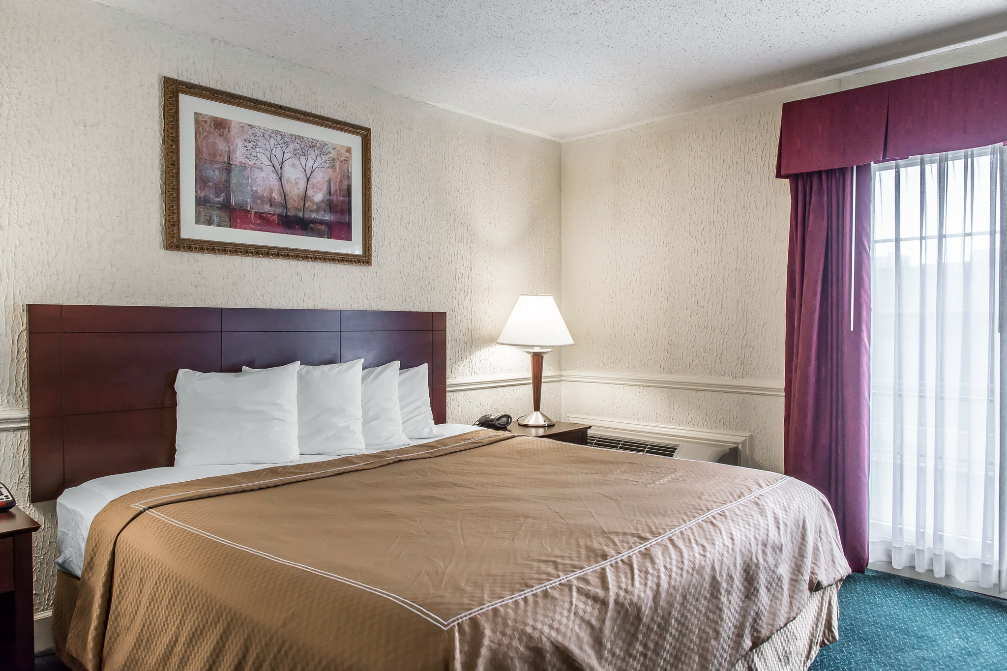 The Blu Hotel, Blue Ash - Cincinnati by null