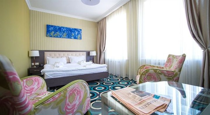 Mildom Hotel by null