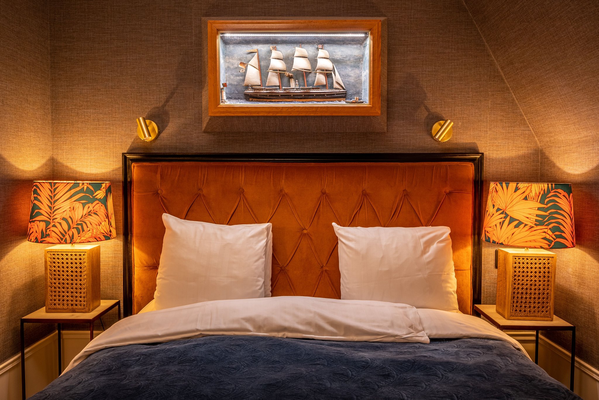 Collector's Victory Hotel by null