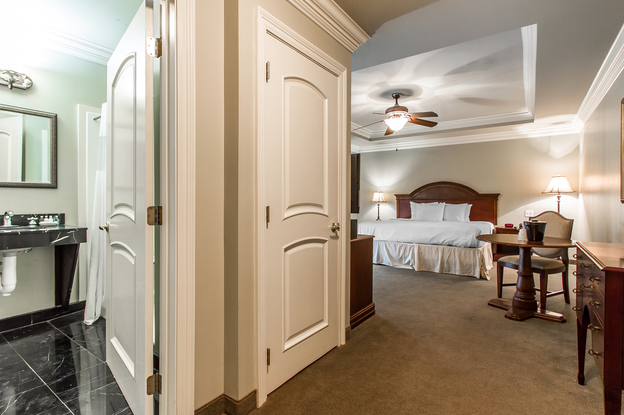 The Juliet Hotel photo 2