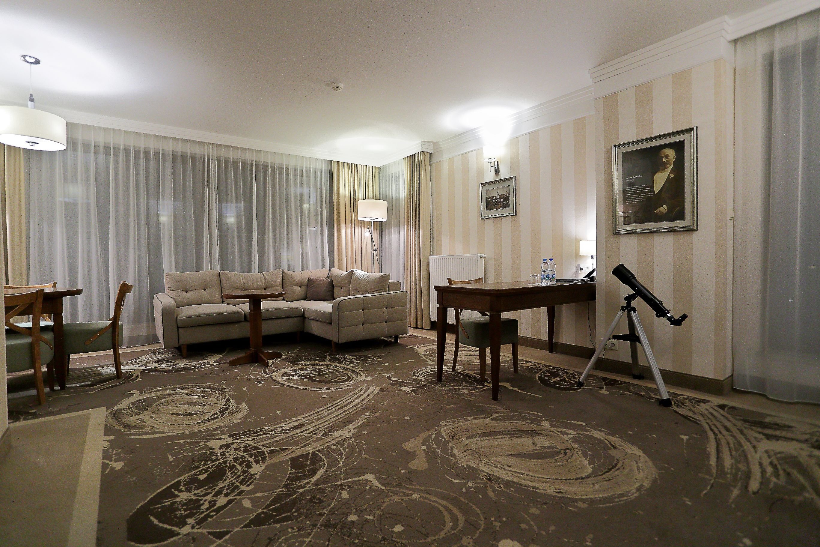 Hotel Esperanto by null