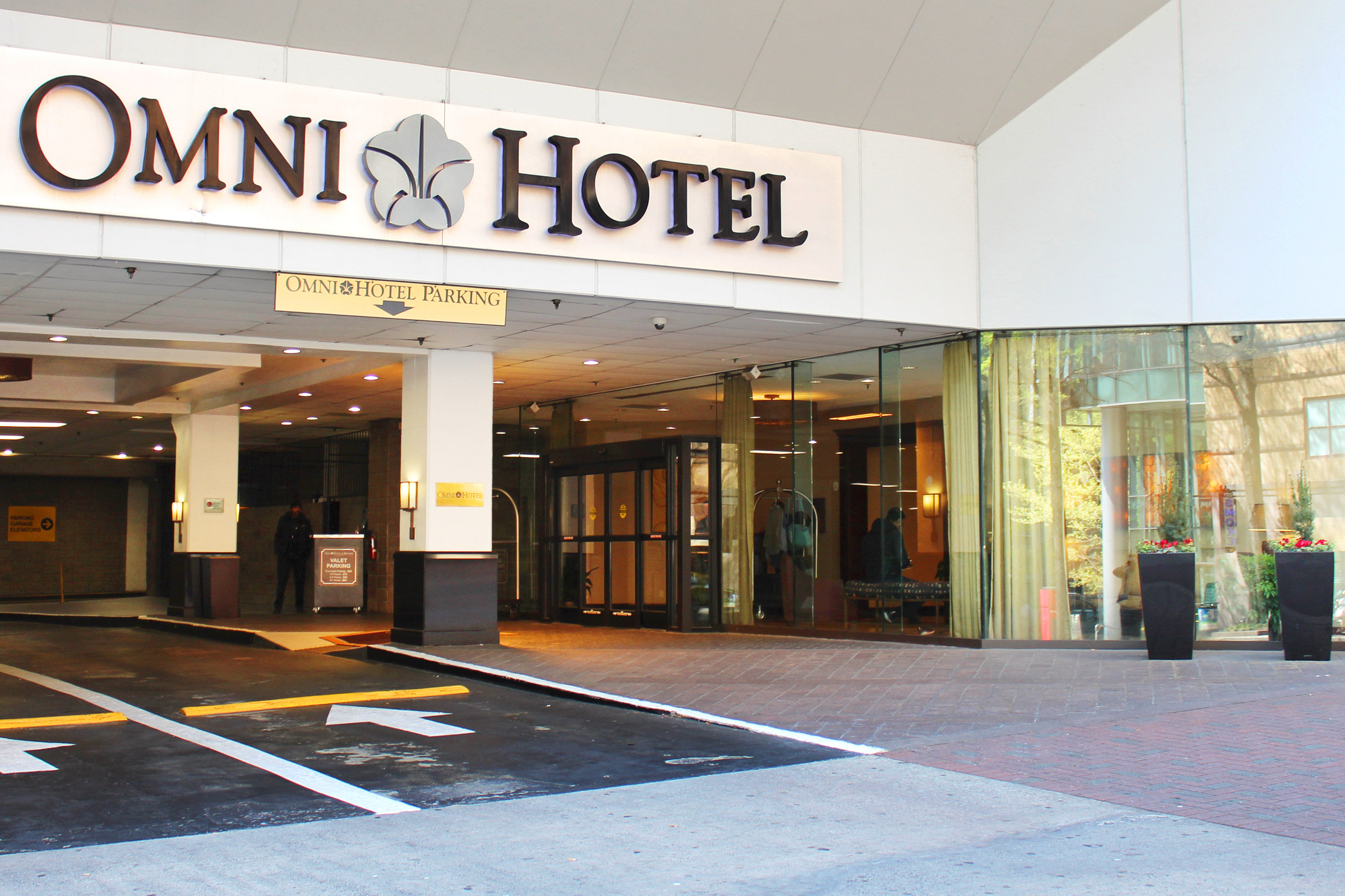 Omni Charlotte Hotel by null