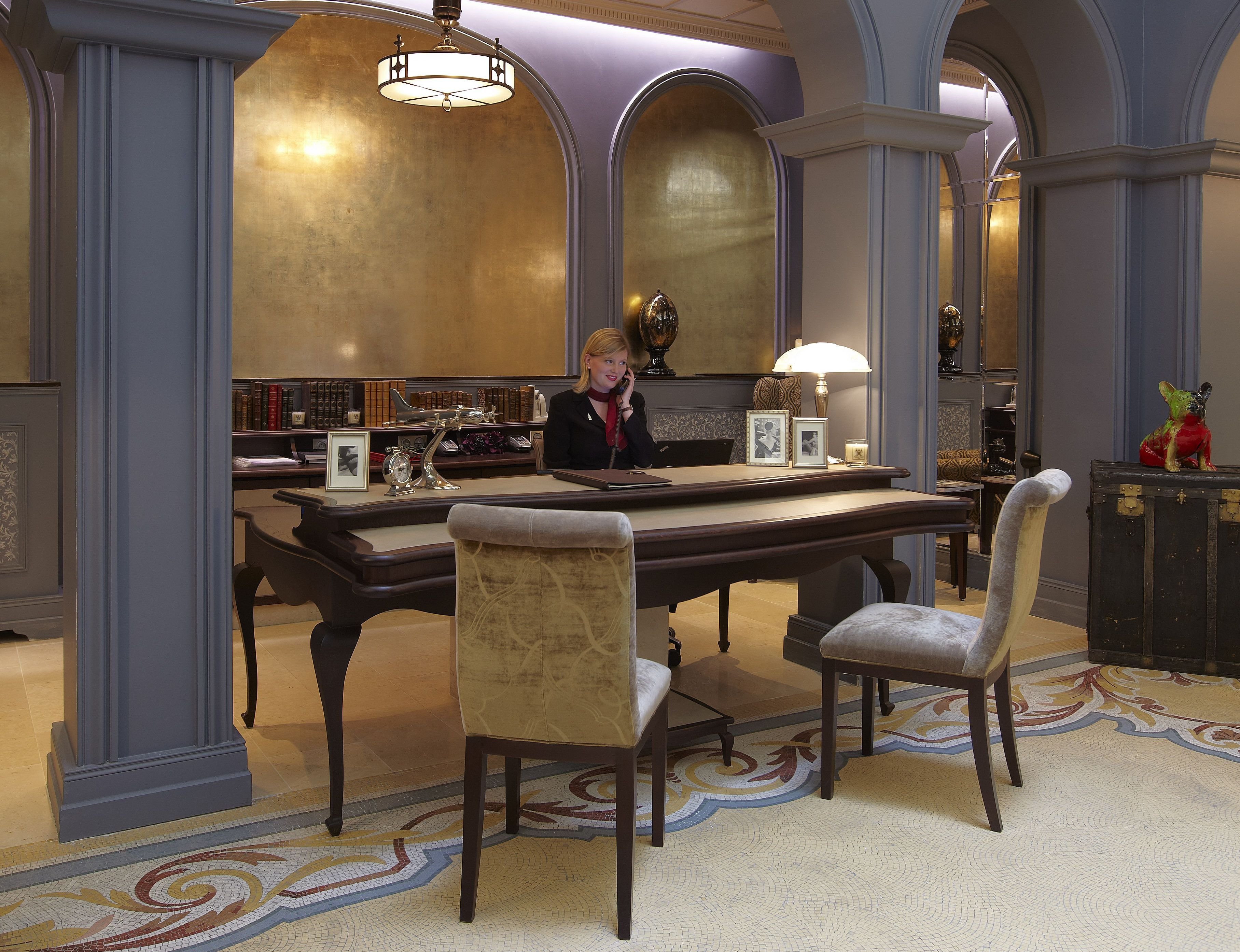La Clef Louvre Paris by The Crest Collection by null