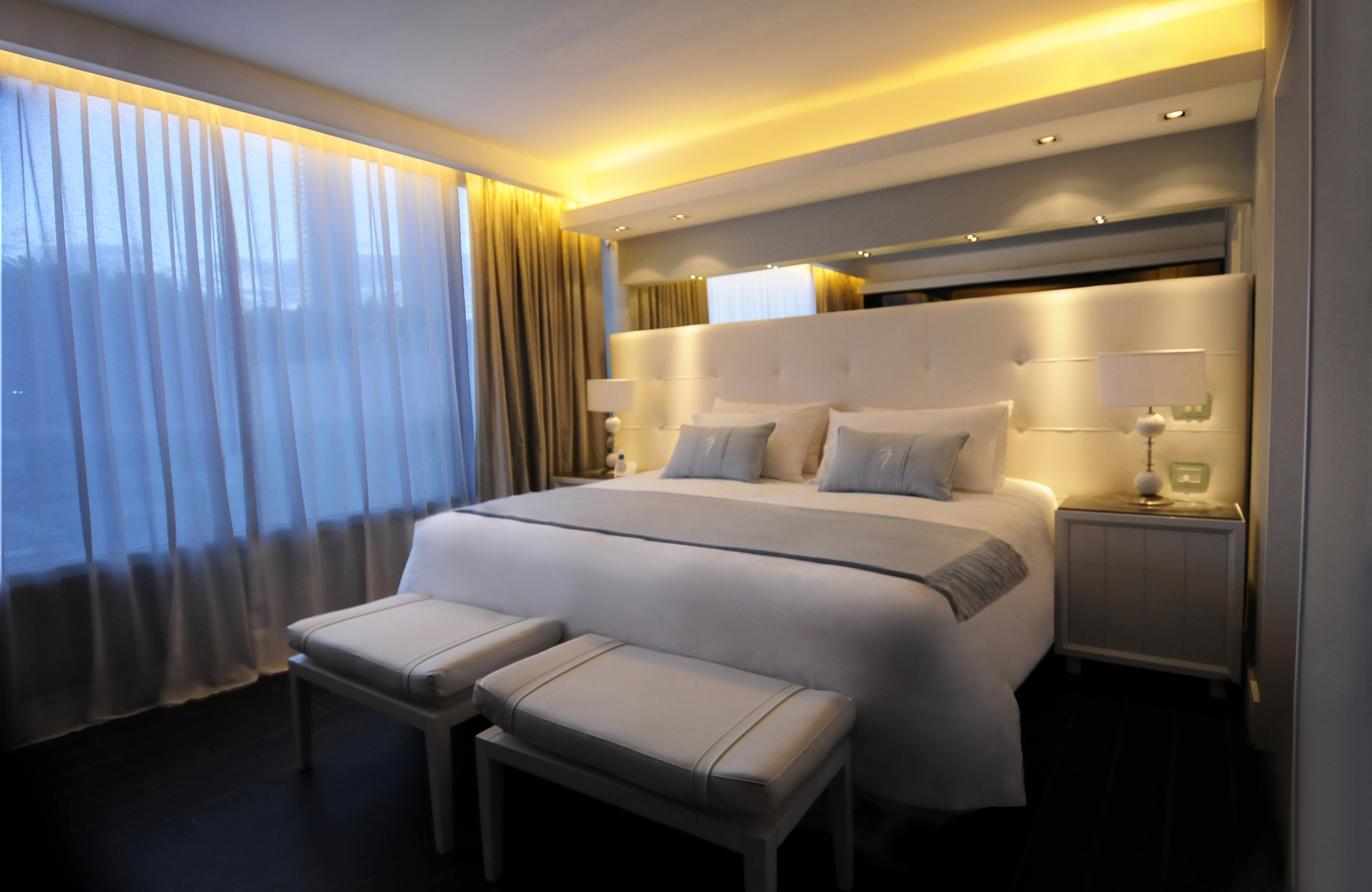 1828 Smart Hotel by null
