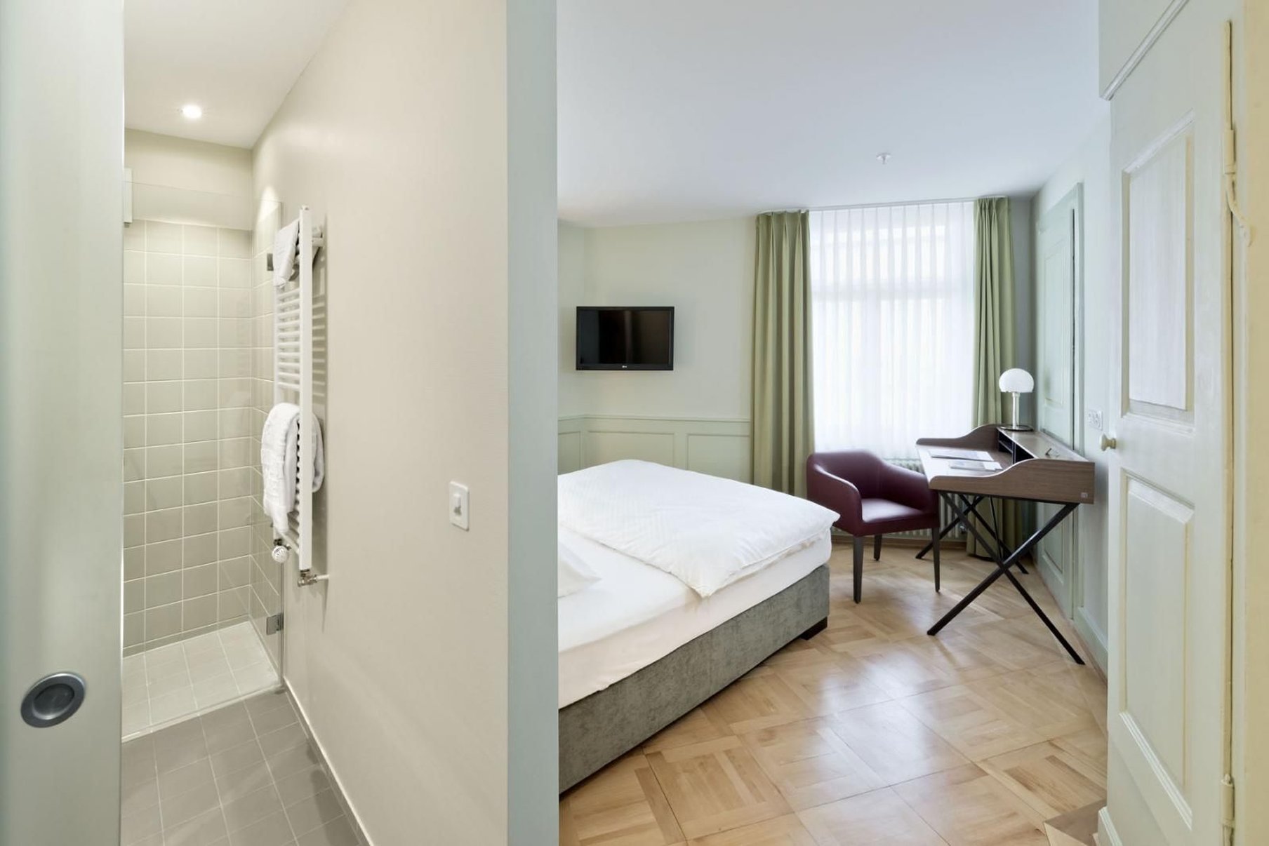 BLUME. Baden Hotel & Restaurant by null