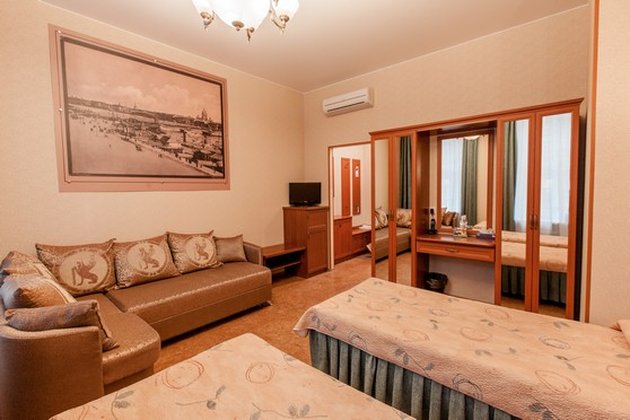 Comfort Hotel by null
