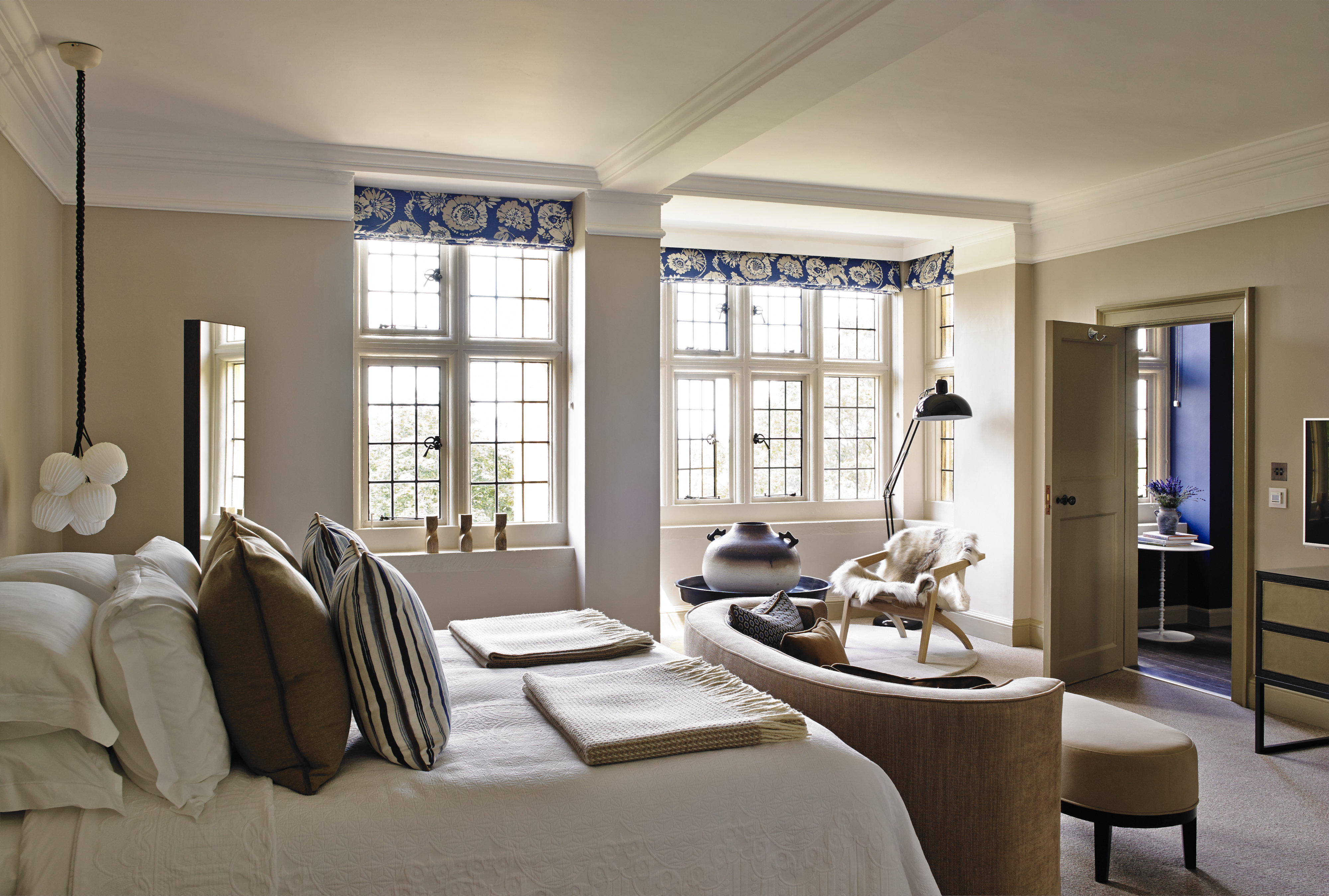 Foxhill Manor by null