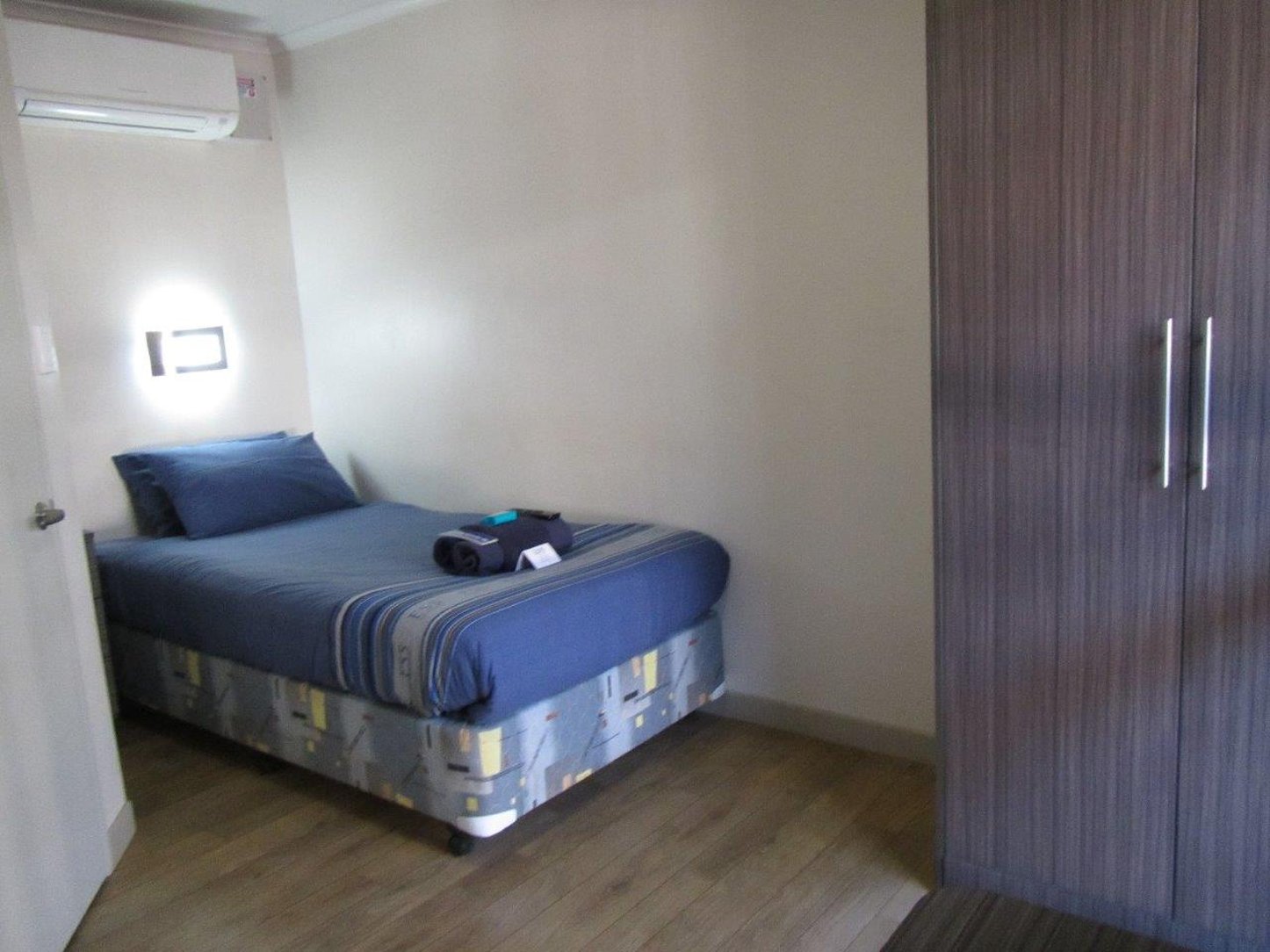 Ess Gateway Village photo 6
