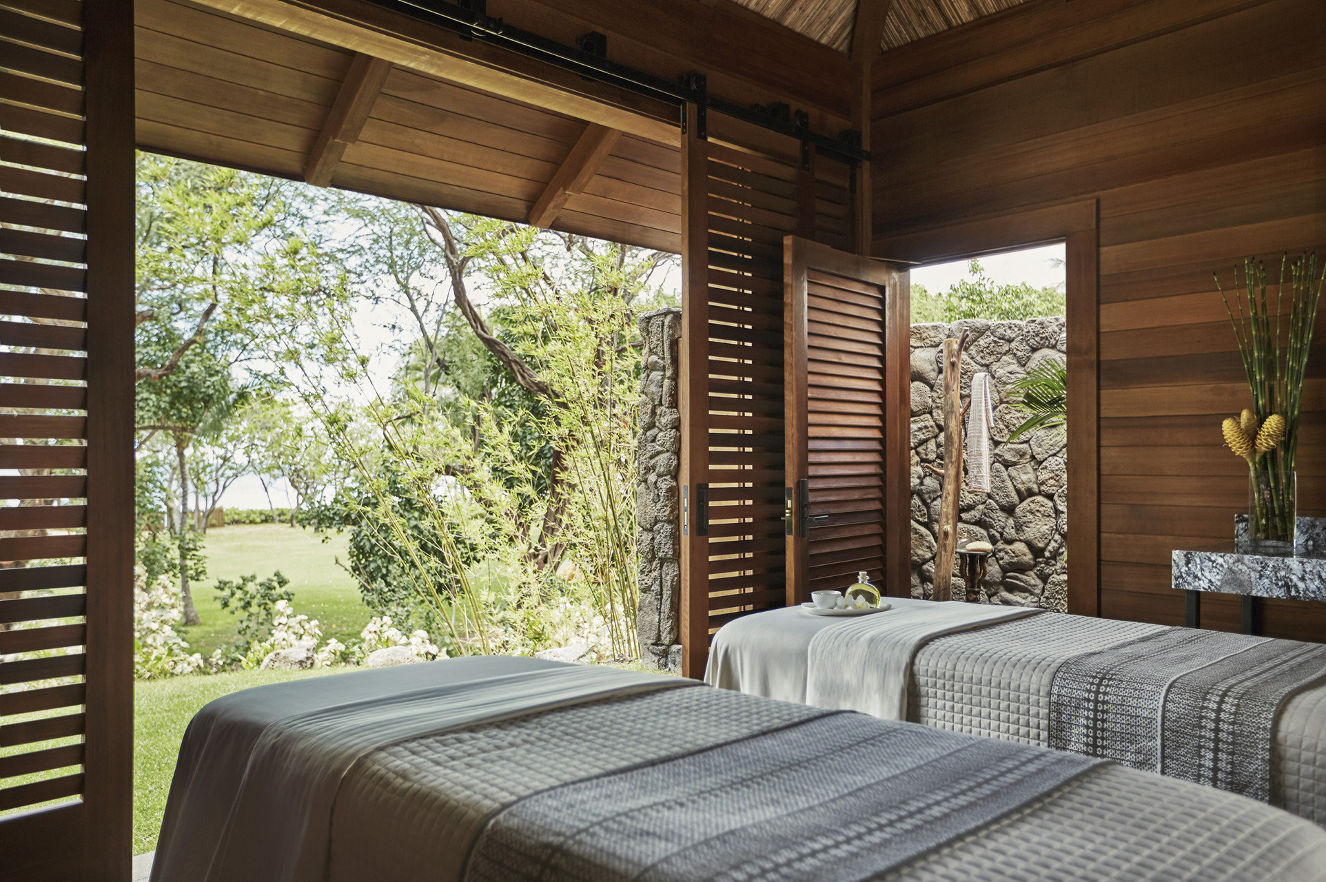 Four Seasons Resort Oahu at Ko Olina by null