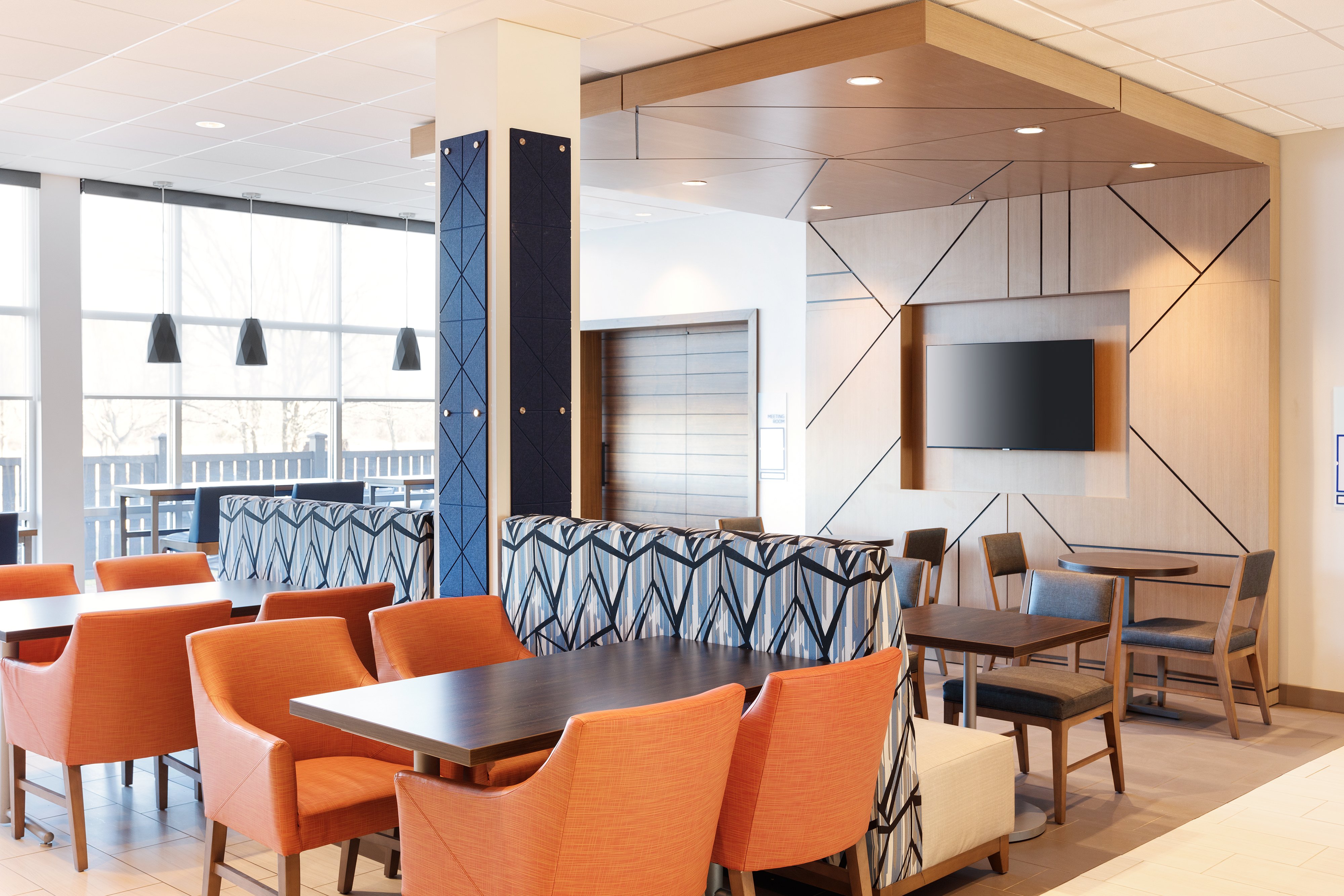 Holiday Inn Express & Suites Hawthorne Elmsford North by IHG photo 4