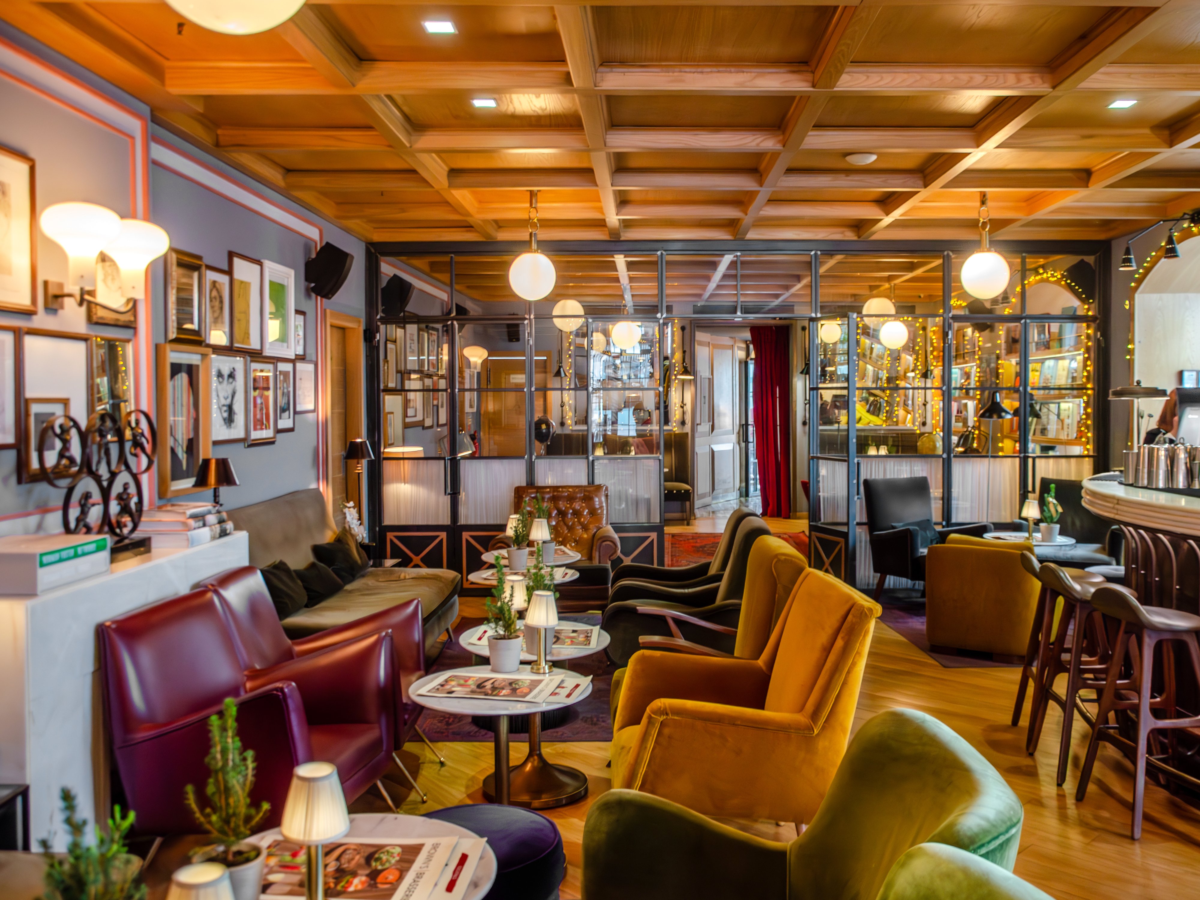 Brown's Central Hotel by null