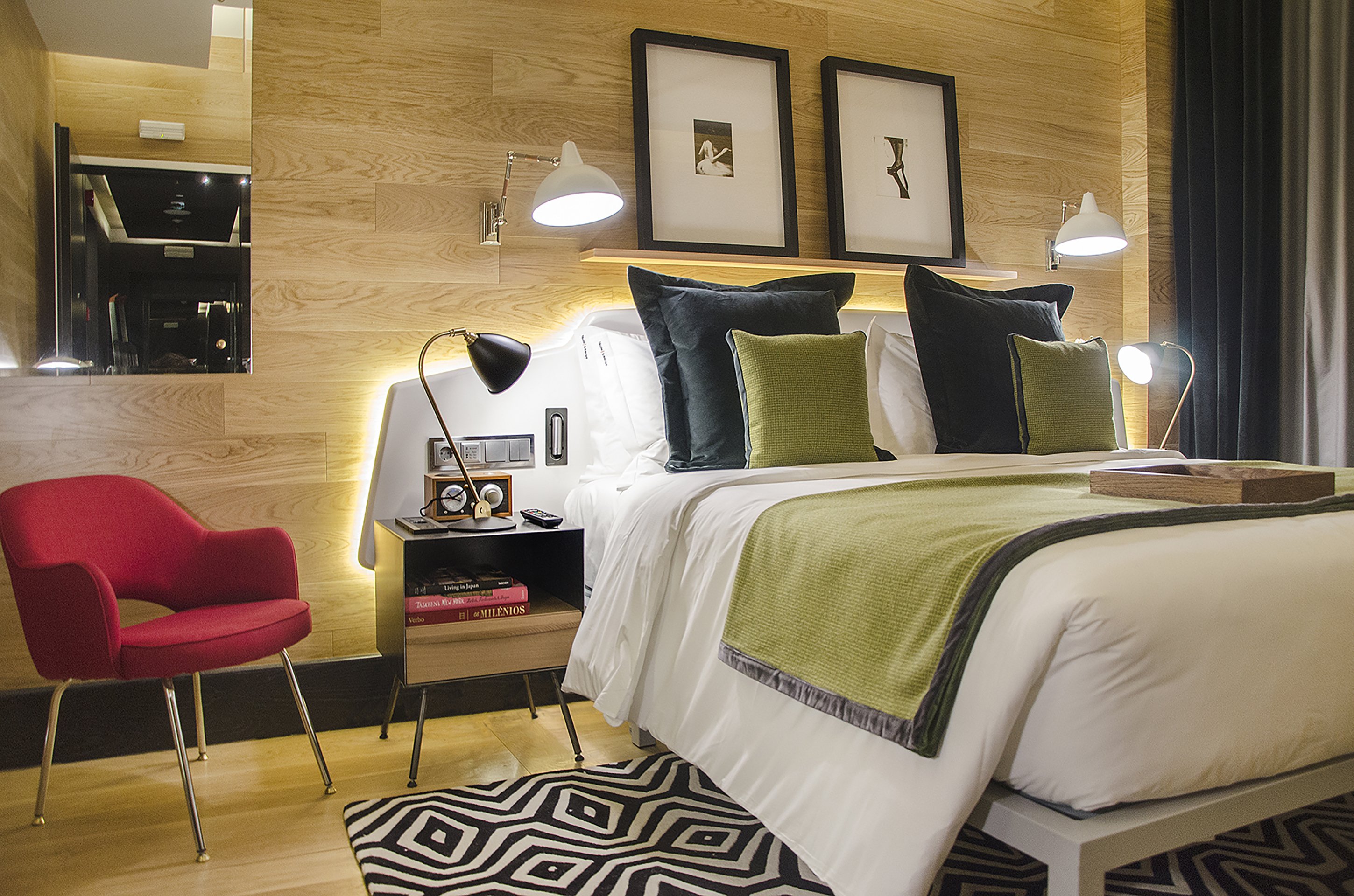 Brown's Central Hotel by null