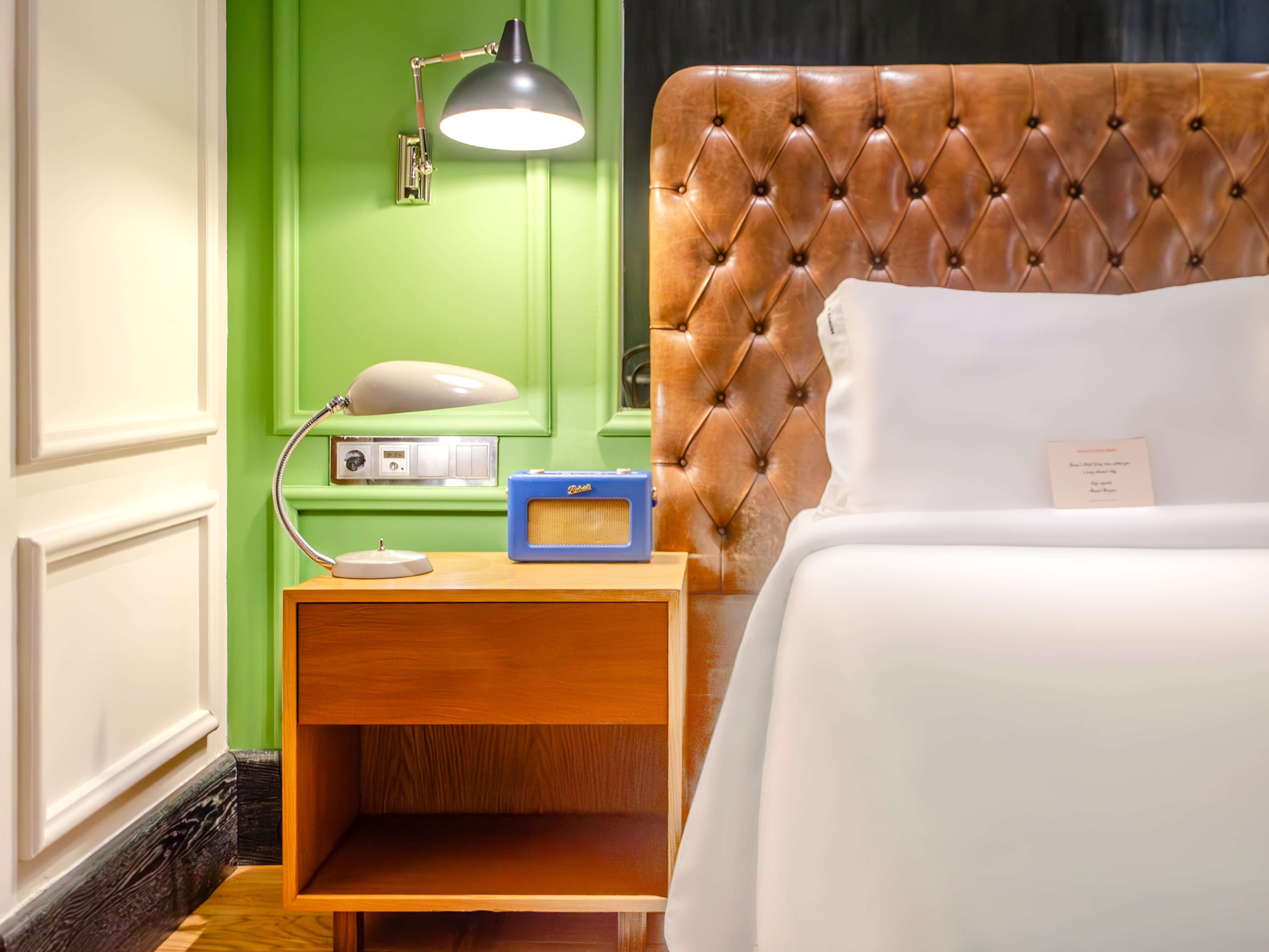 Brown's Central Hotel by null