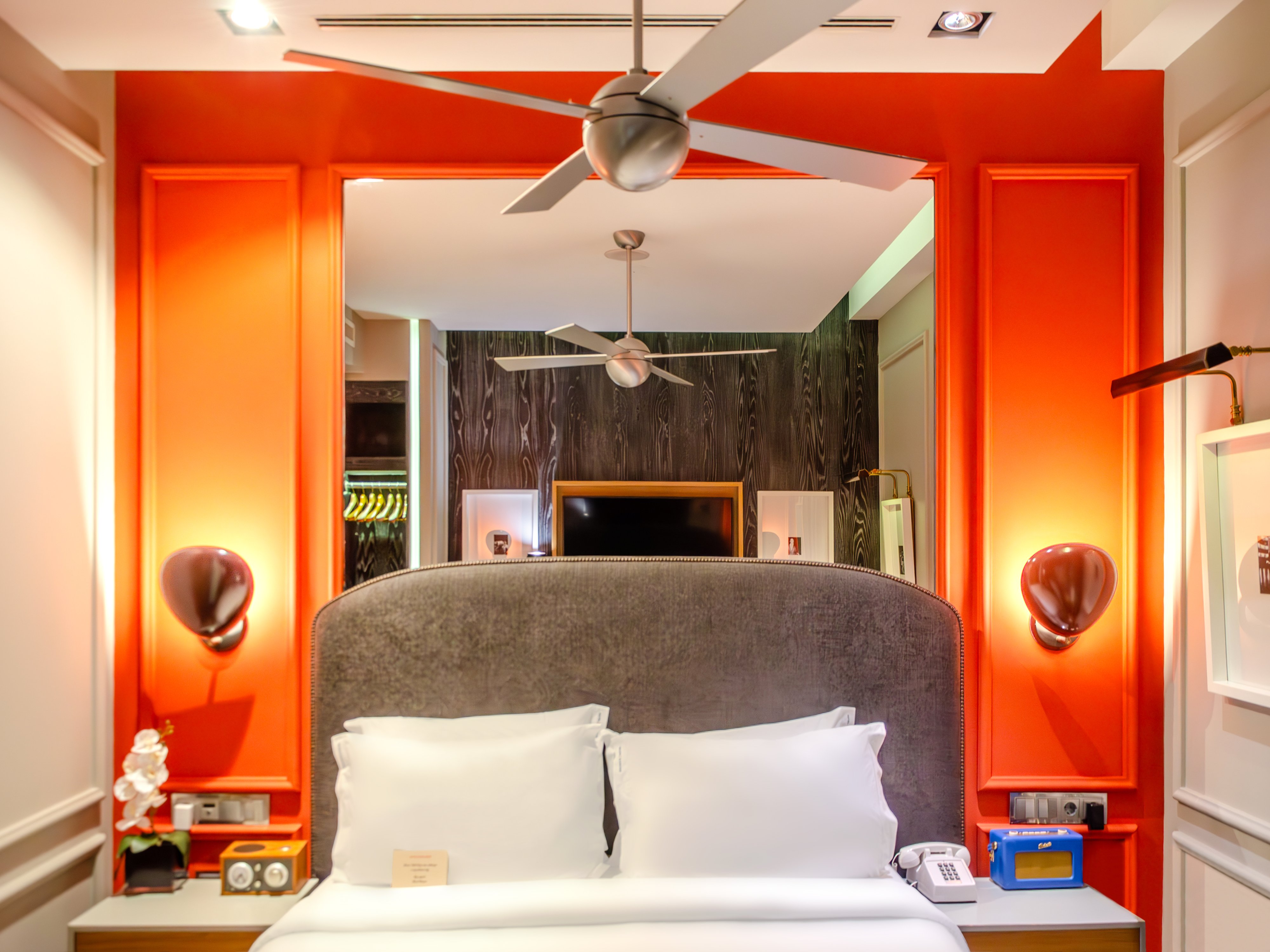 Brown's Central Hotel by null