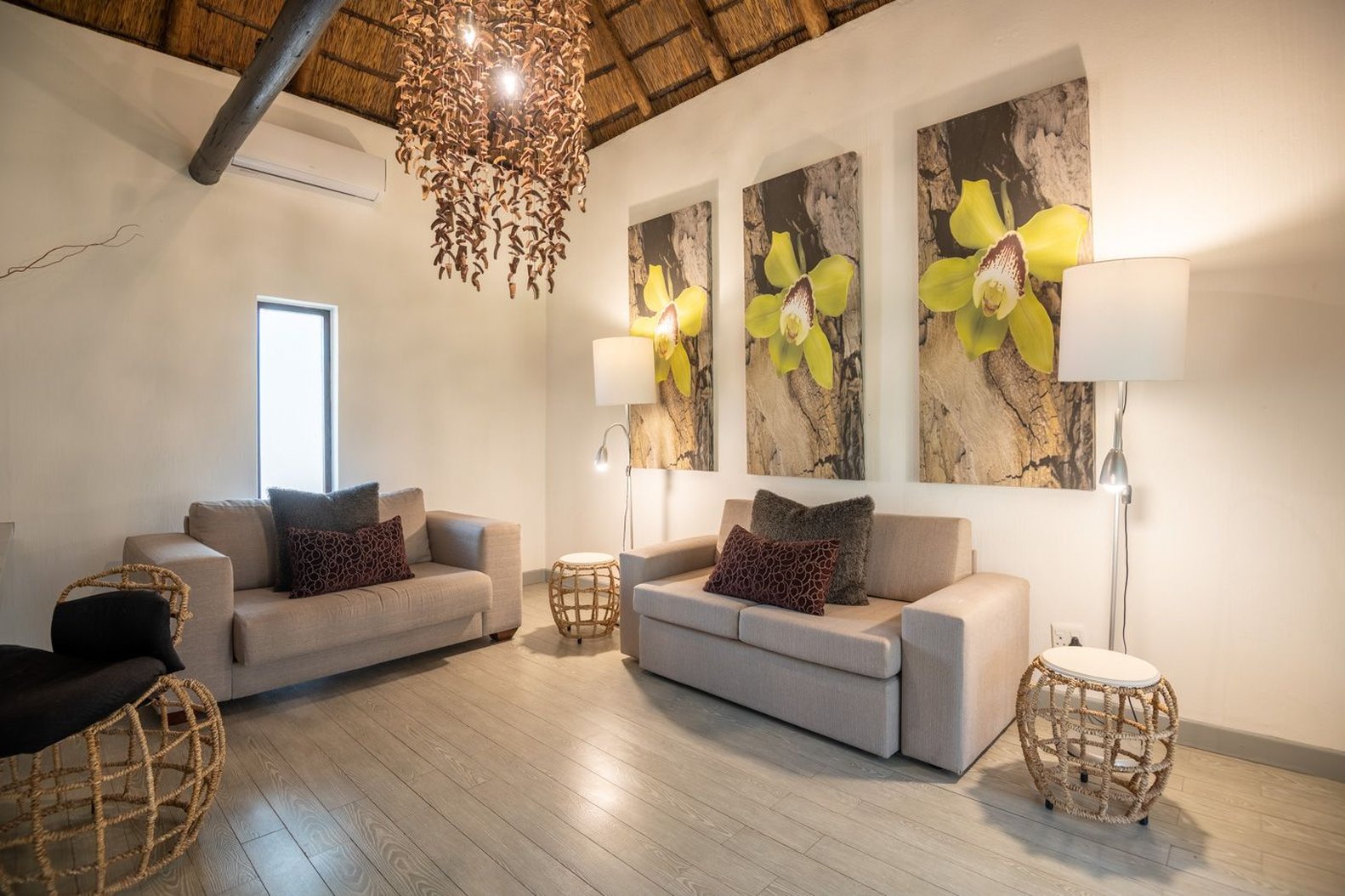 Mokuti Etosha by null