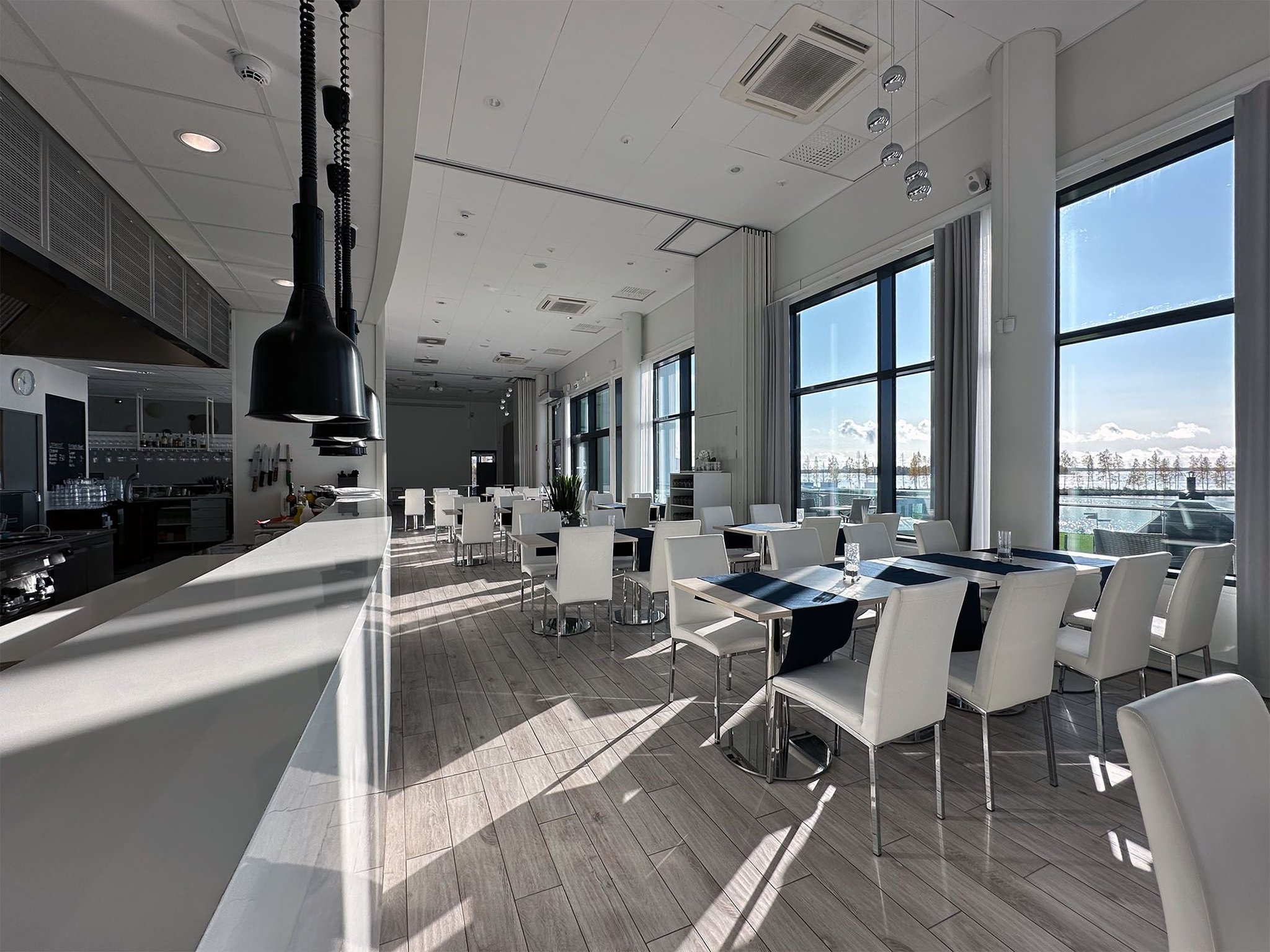 Seaside Glass Villas by null