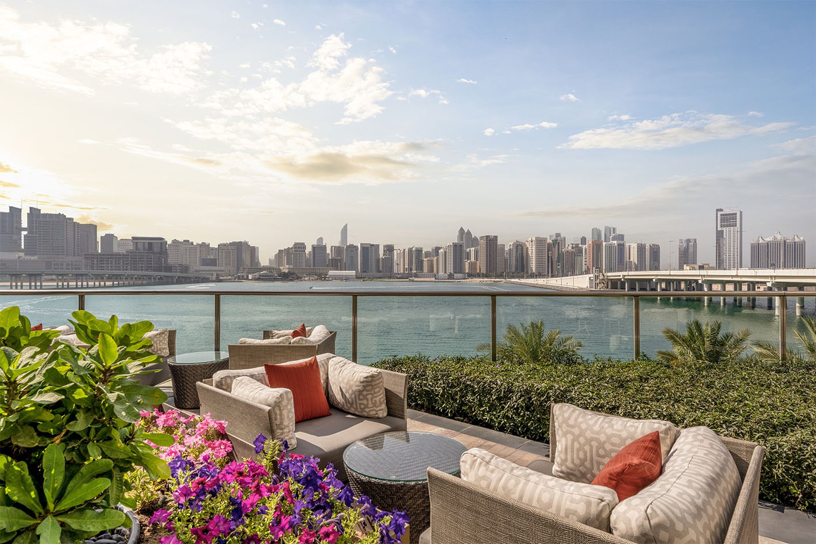 Four Seasons Hotel Abu Dhabi at Al Maryah Island by null