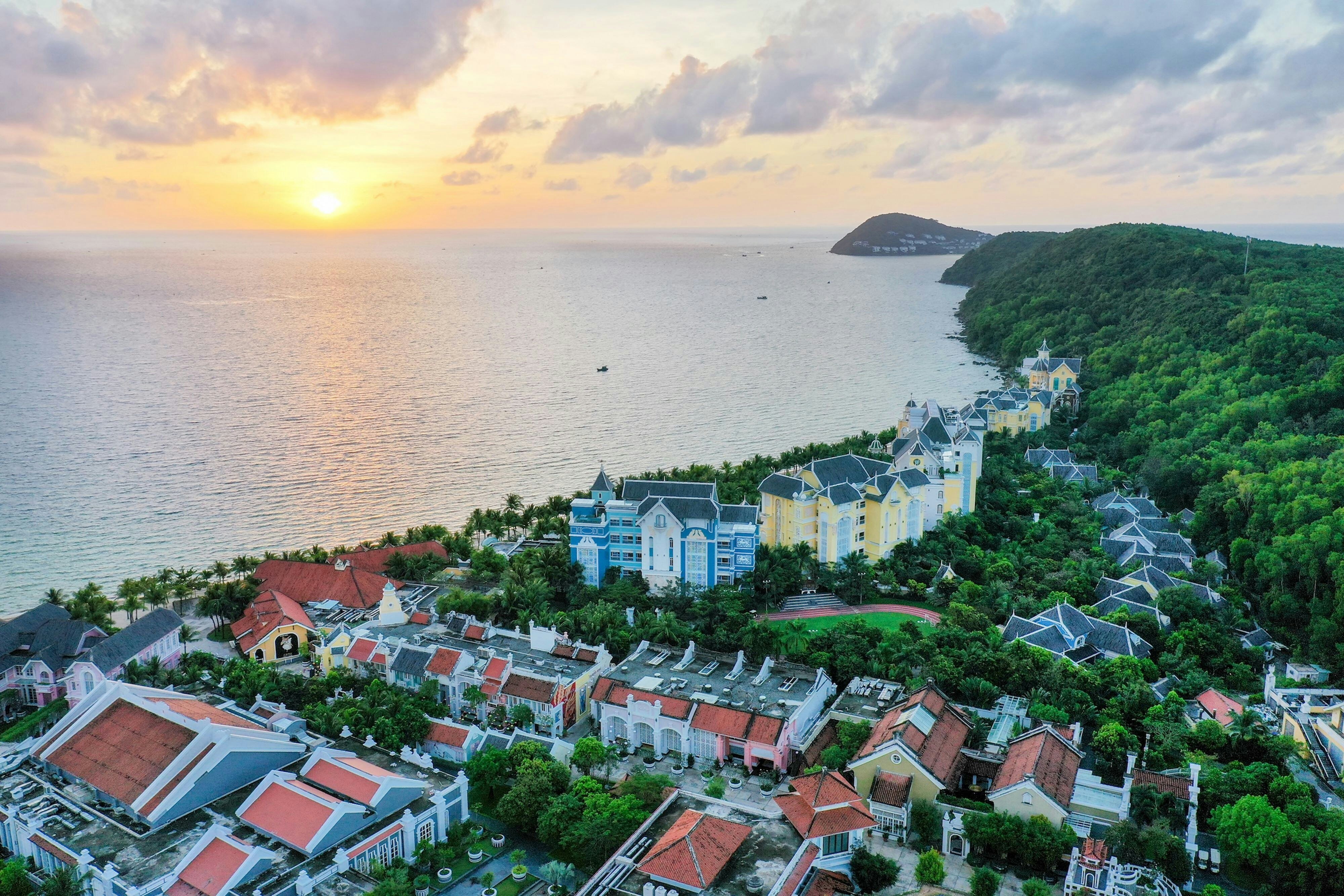 JW Marriott Phu Quoc Emerald Bay Resort & Spa by null